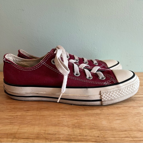 Converse All Star Chuck Taylors - Picture 6 of 10